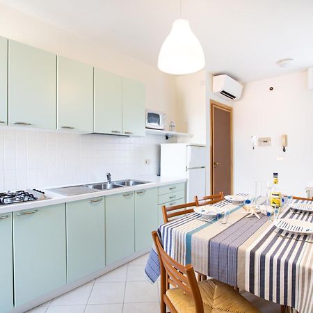 Condominio Italia Lignano Sabbiadoro Extérieur photo