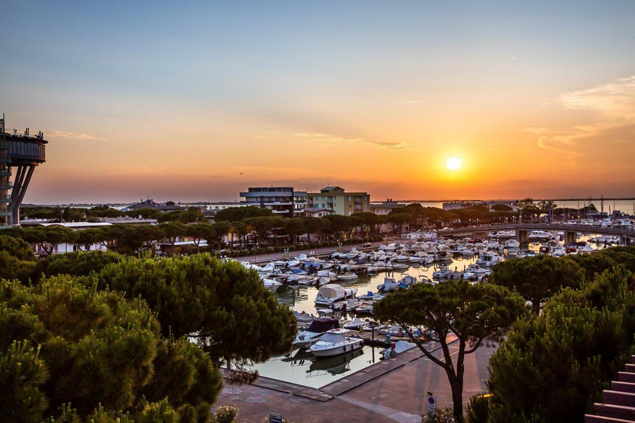 Condominio Italia Lignano Sabbiadoro Extérieur photo